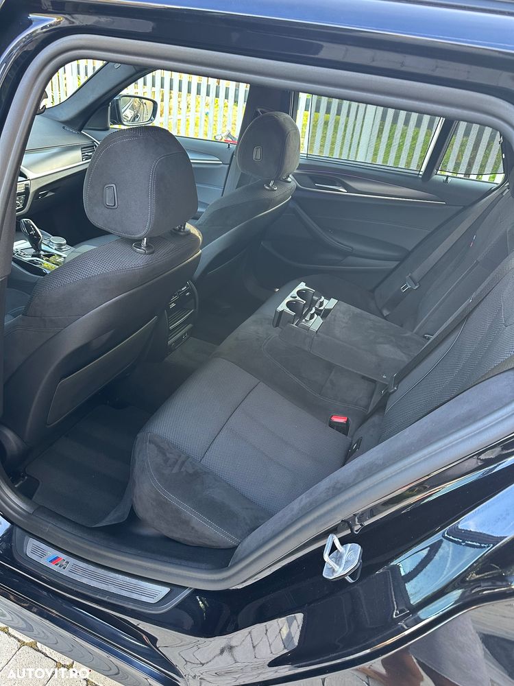 BMW Seria 5 530e Aut. M Sport Edition - 11