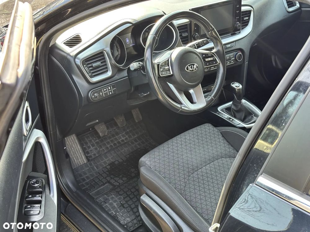 Kia Ceed 1.0 T-GDI M - 16