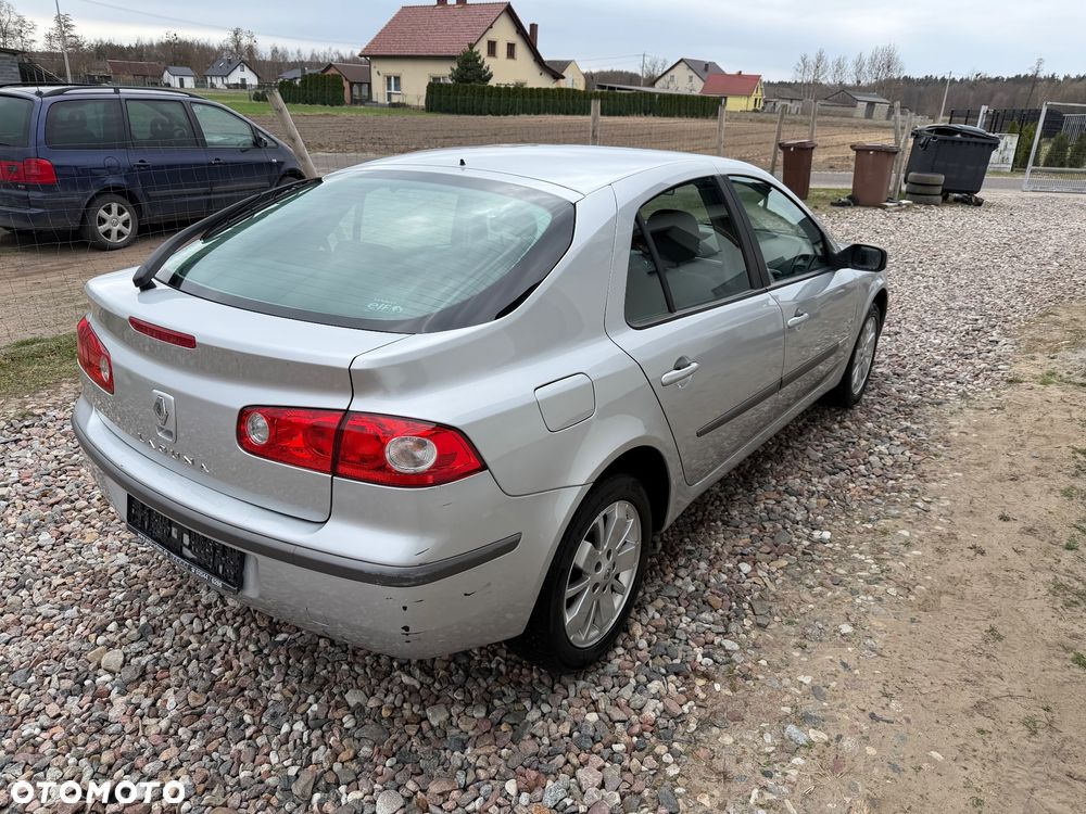 Renault Laguna 1.6 16V Avantage - 4