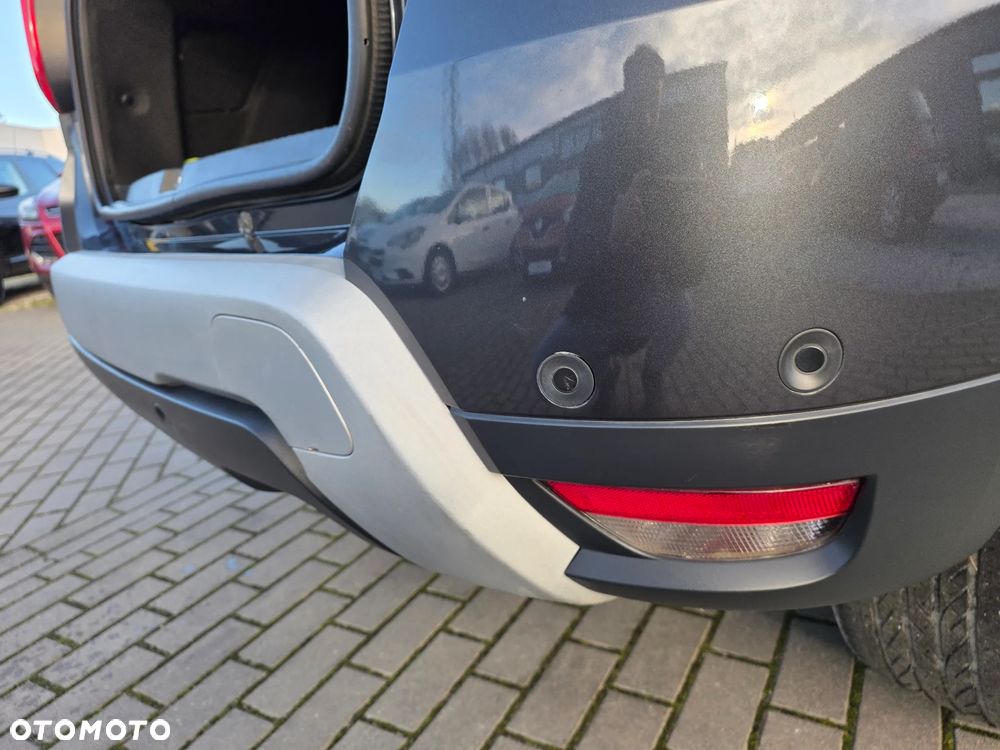 Dacia Duster 1.6 SCe Urban Explorer S&S - 11