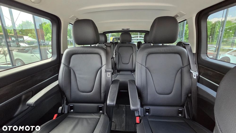 Mercedes-Benz Klasa V 250 d lang 9G-TRONIC Avantgarde - 30