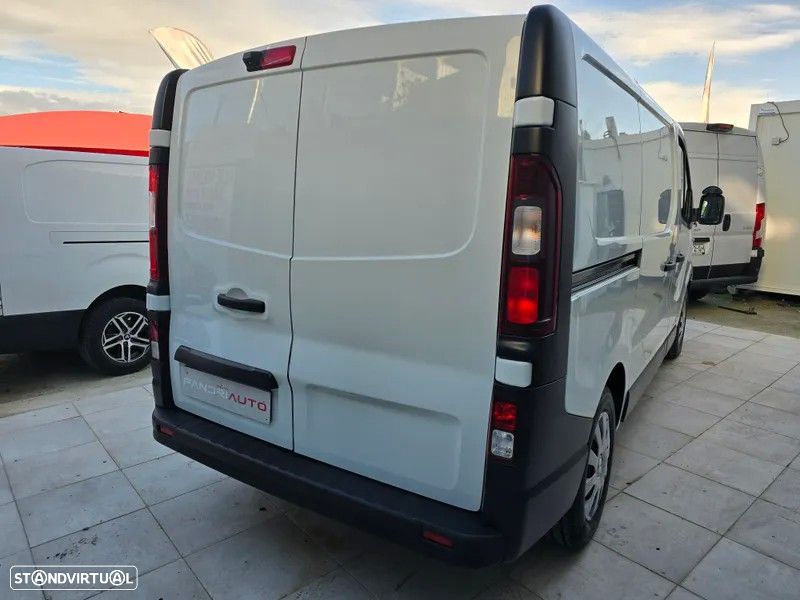 Renault Trafic 1.6 dCi L2H1 1.2T - 9