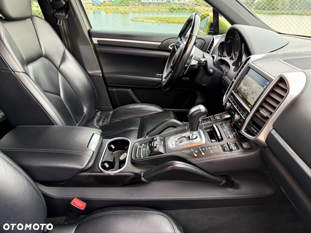 Porsche Cayenne S Diesel - 21