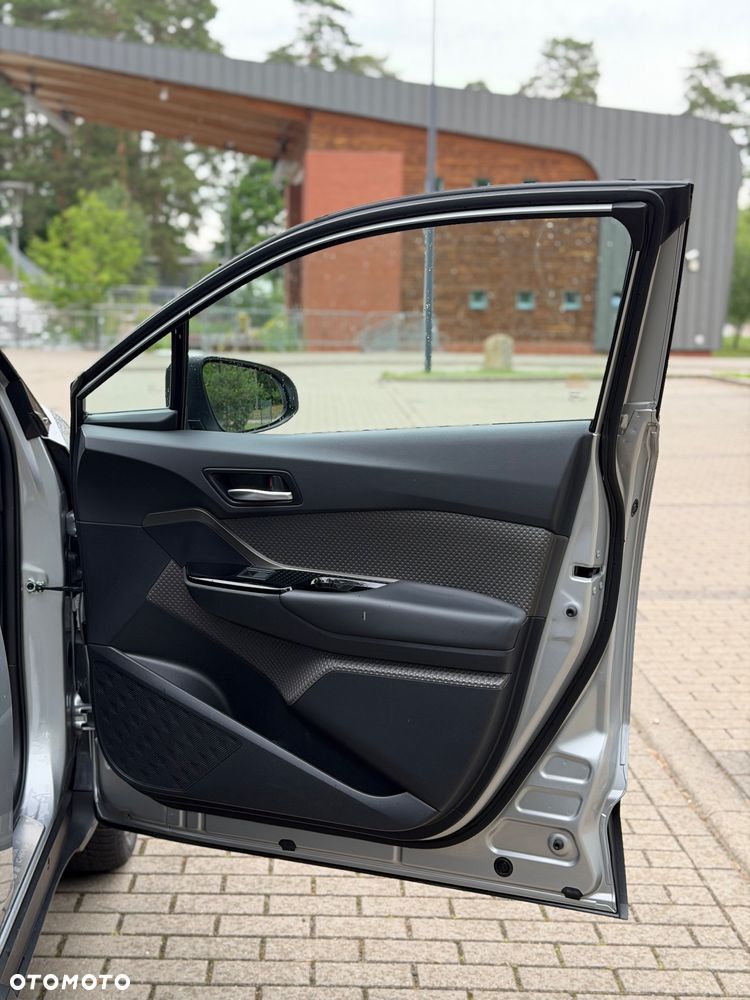 Toyota C-HR 2.0 Hybrid Style - 18