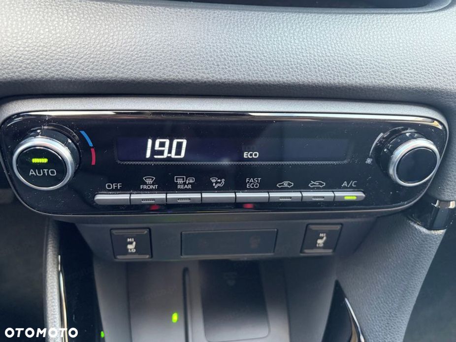 Toyota Yaris - 9