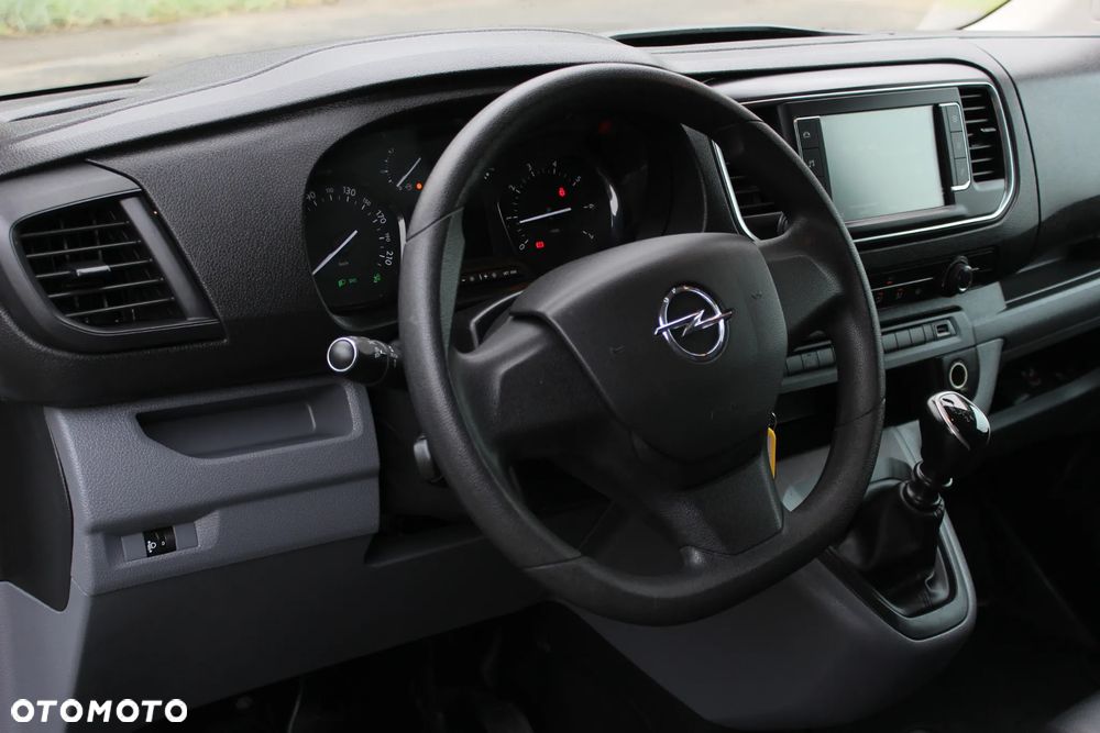 Opel Vivaro - 19