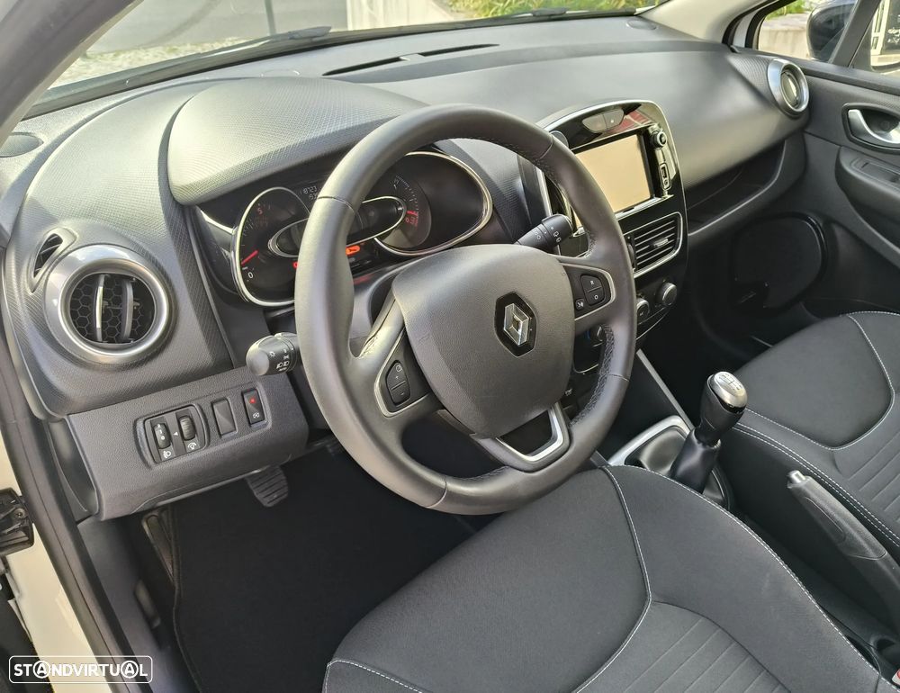 Renault Clio Sport Tourer 1.5 dCi Limited - 11