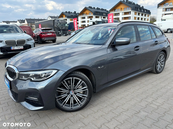 BMW Seria 3 330e M Sport sport