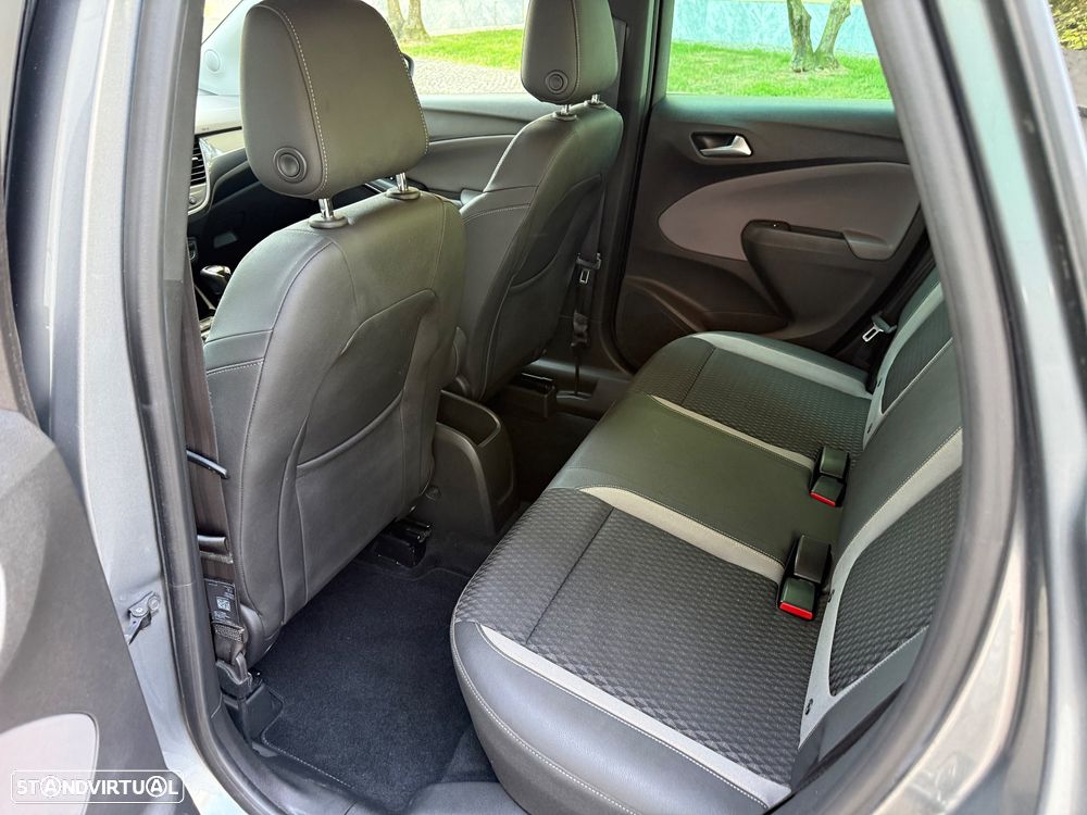 Opel Crossland X 1.2 T Innovation - 31