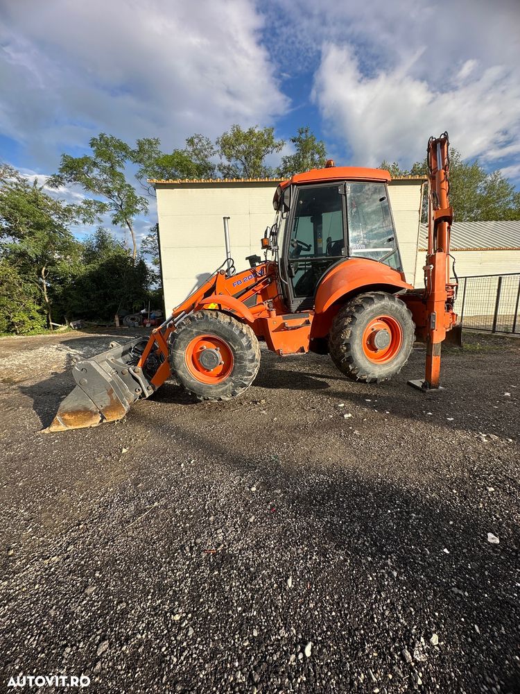 FIAT KOBELCO FB200 - 2