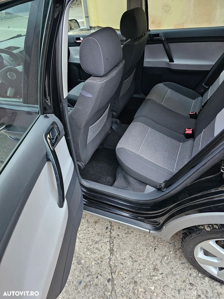 Volkswagen Polo 1.4 CrossPolo - 9