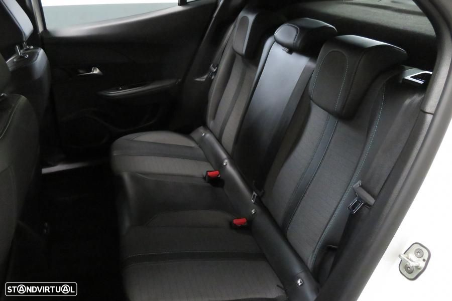 Peugeot 2008 1.2 PureTech Allure Pack - 17