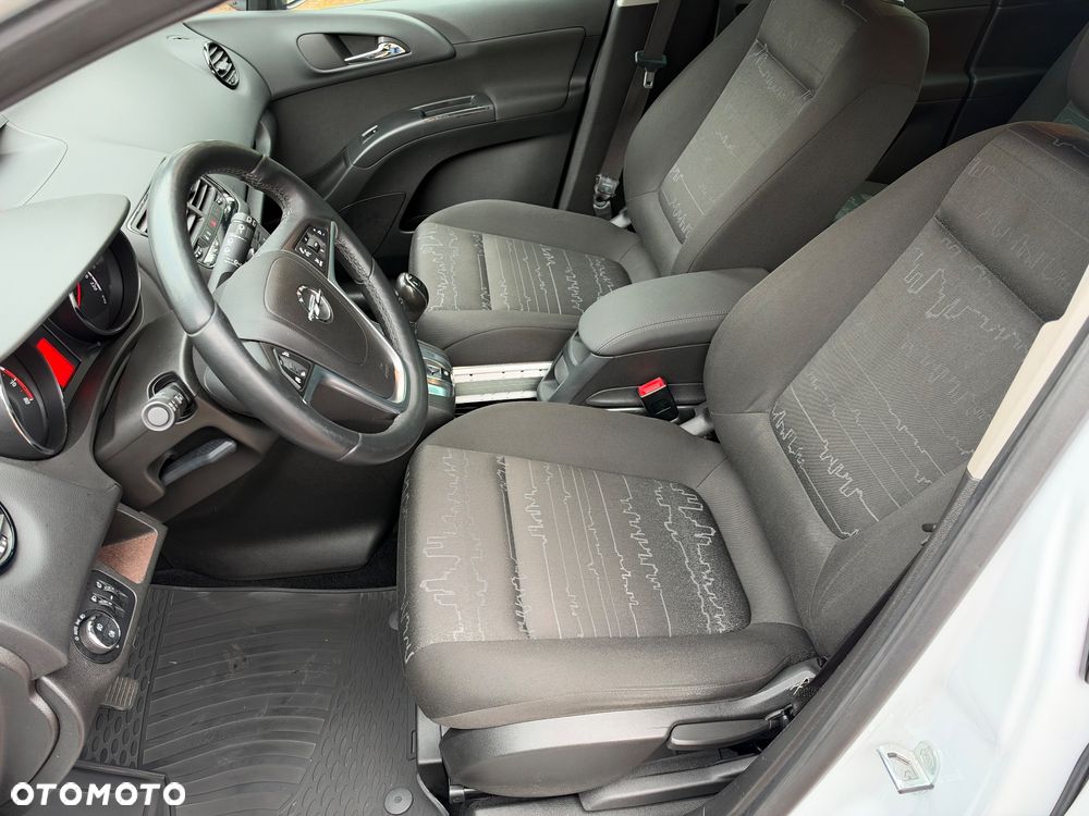 Opel Meriva - 9