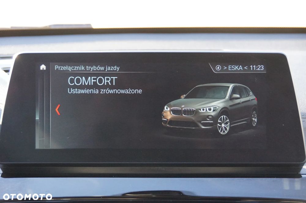 BMW X1 xDrive20d Sport Line - 17