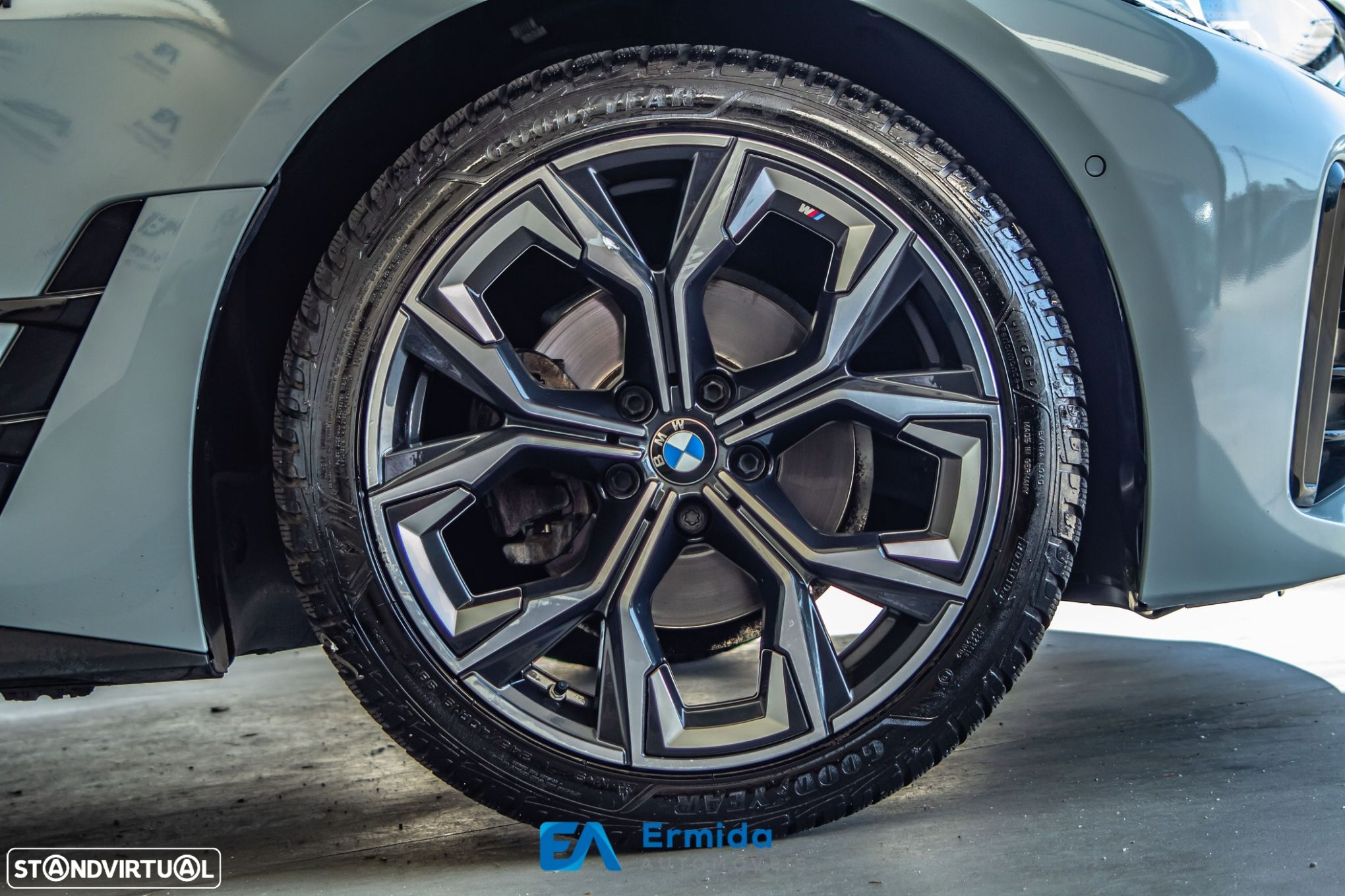 BMW 420 i Pack Desportivo M Auto - 25