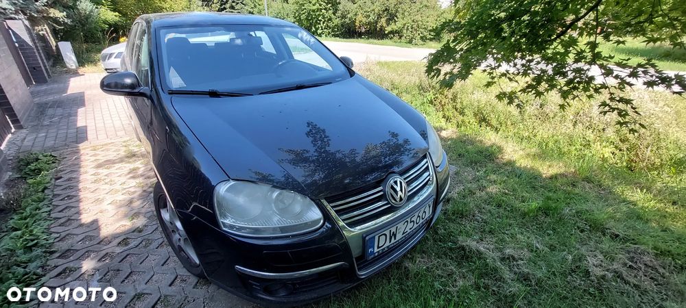 Volkswagen Jetta 1.9 TDI Comfortline - 11