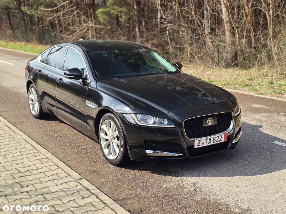 Jaguar XF 20d AWD Prestige - 12