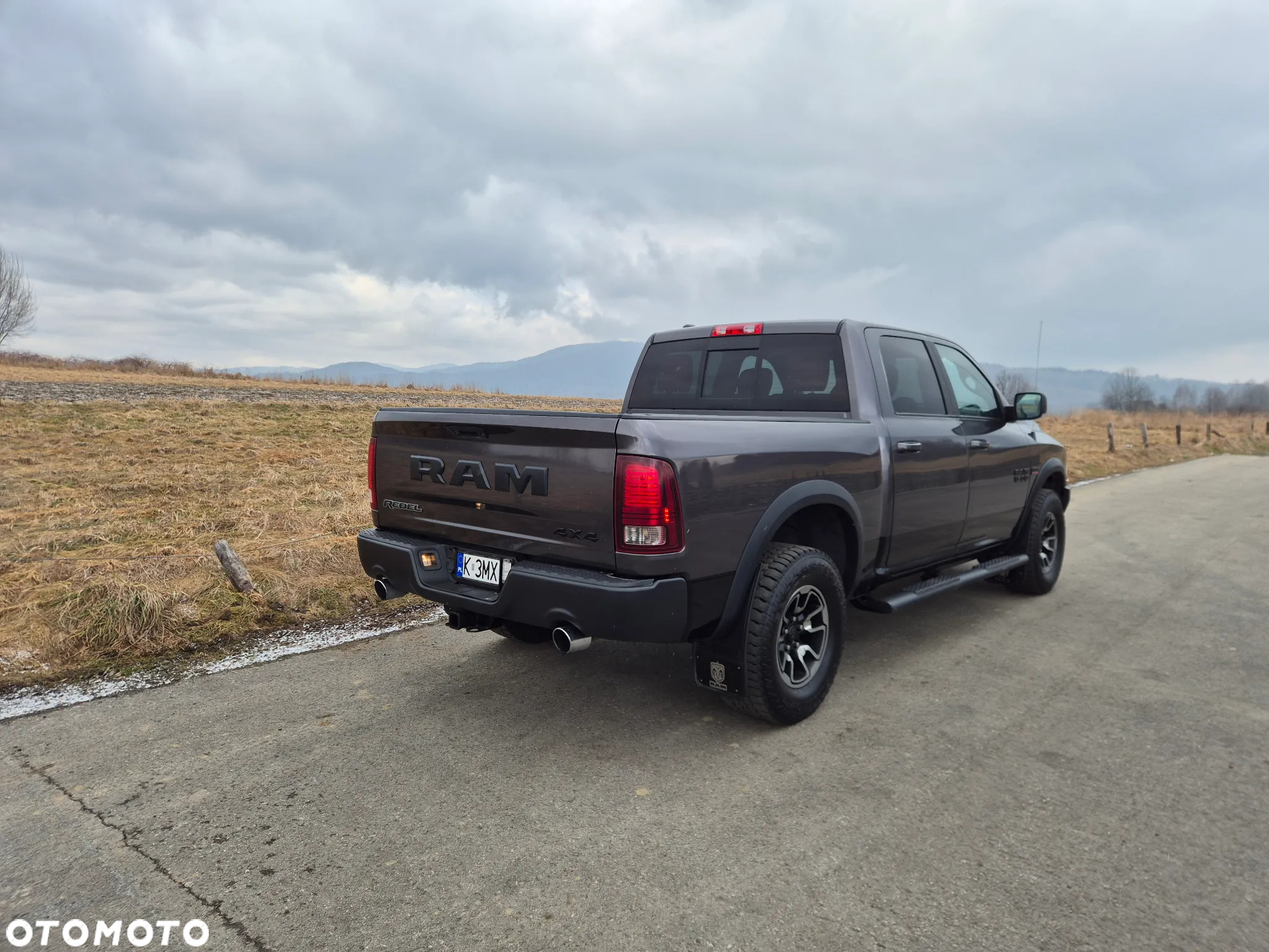 Dodge RAM 1500 5.7 4x4 - 2
