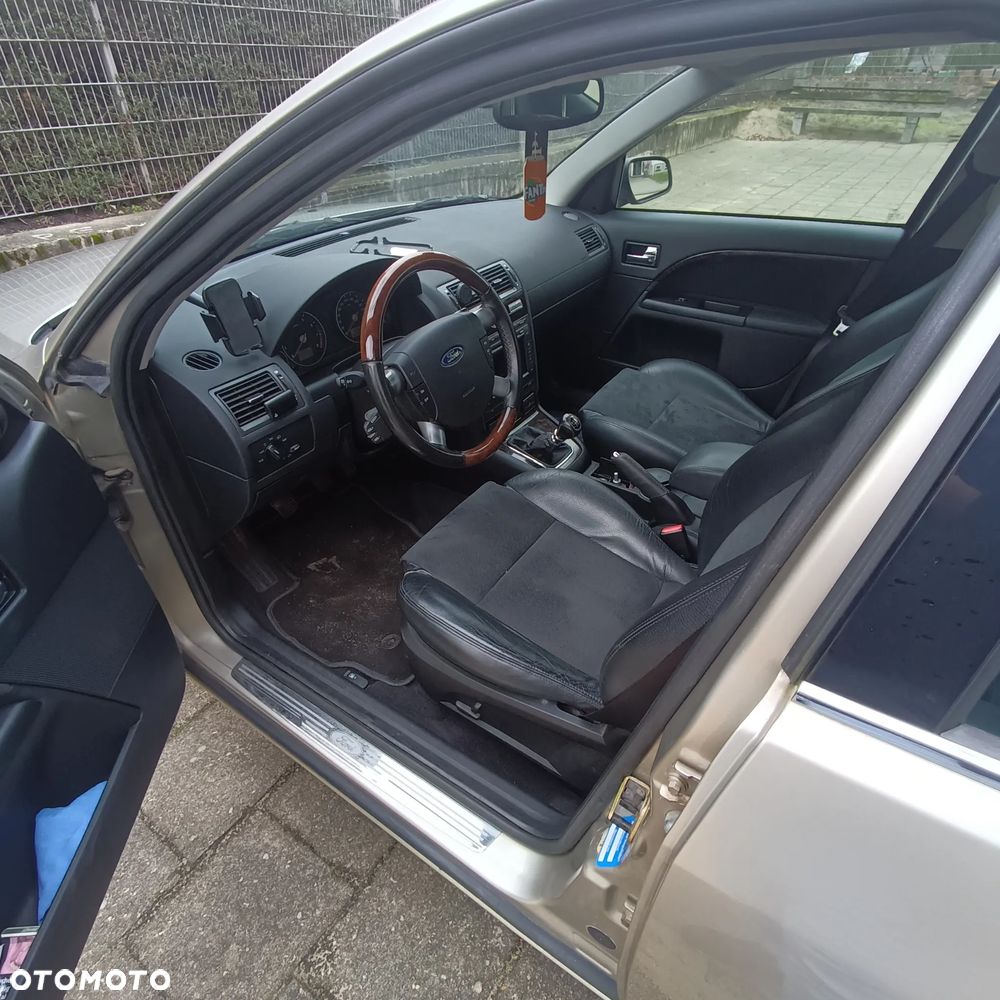 Ford Mondeo 1.8 SCi Gold X - 6