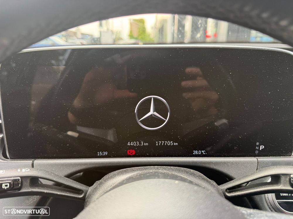 Mercedes-Benz E 300 de - 9
