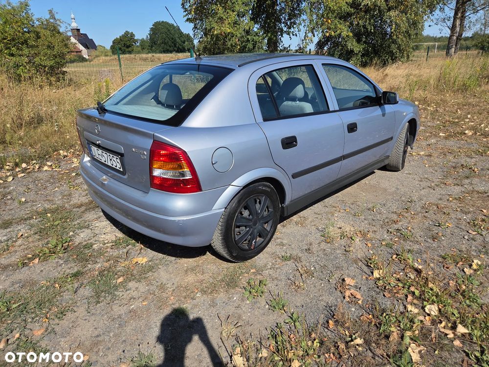 Opel Astra 2002 photo 3