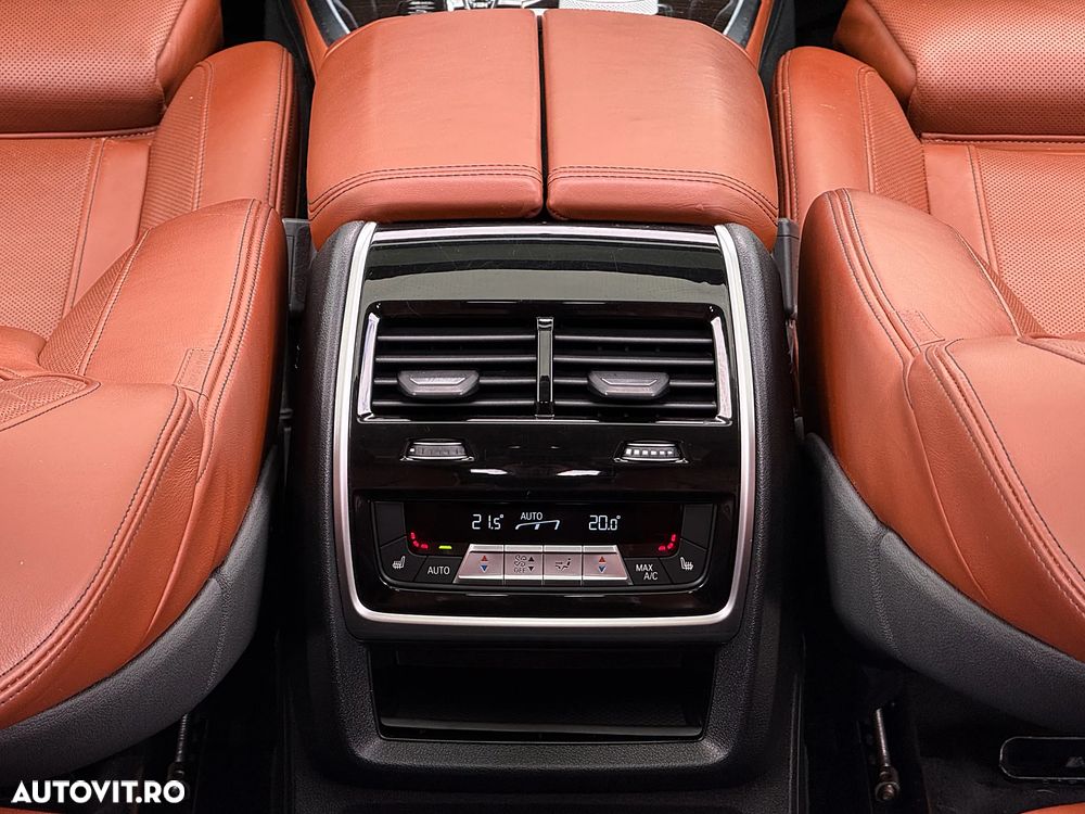BMW X7 xDrive40i - 36