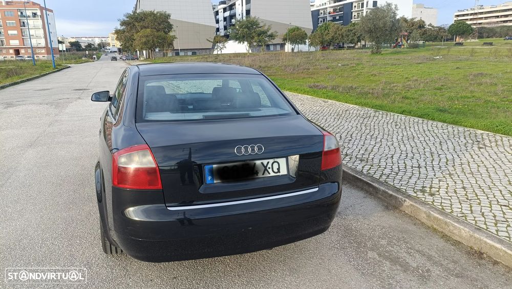 Audi A4 1.9 TDI m6 S-Line - 3