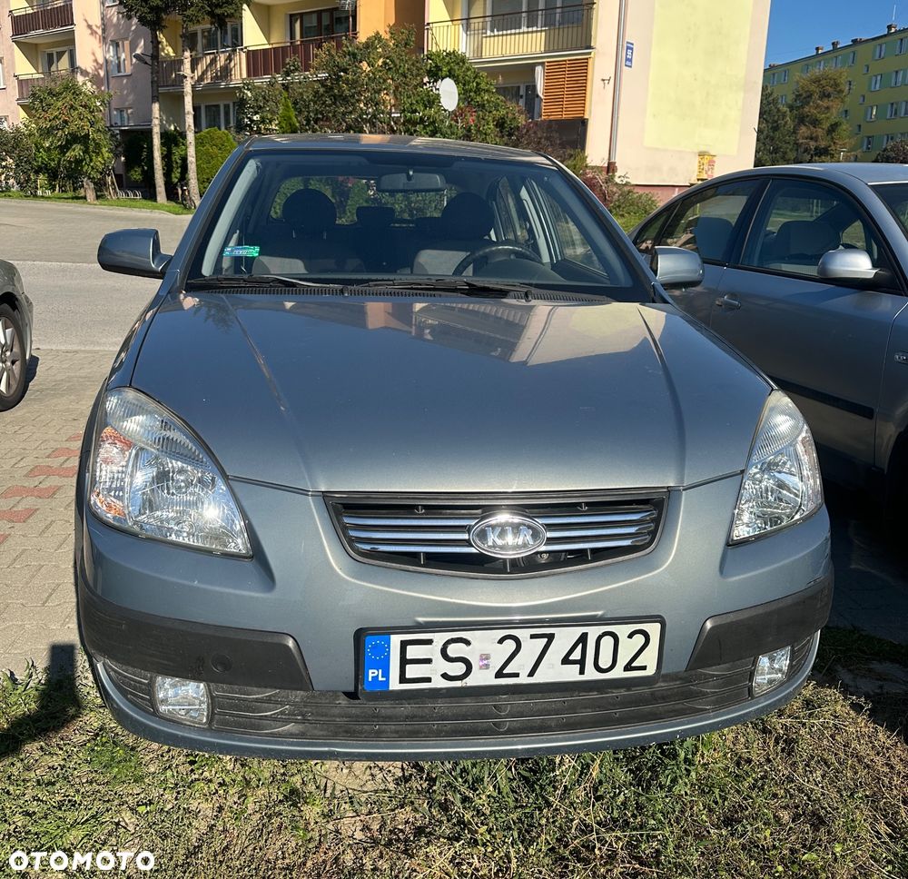 Kia Rio - 2