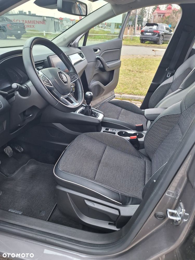 Renault Captur 1.3 TCe mHEV Intens - 5