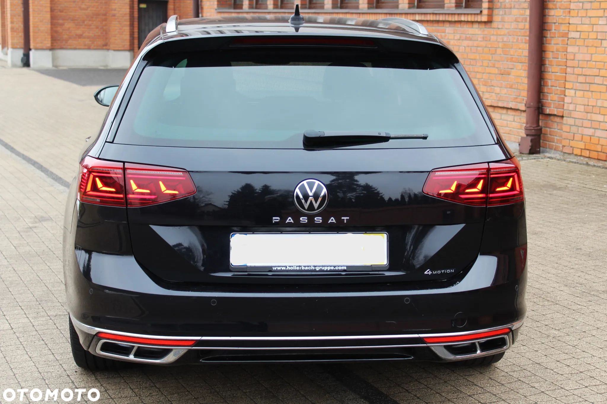 Volkswagen Passat Variant 2.0 TDI SCR DSG 4Motion Business - 10