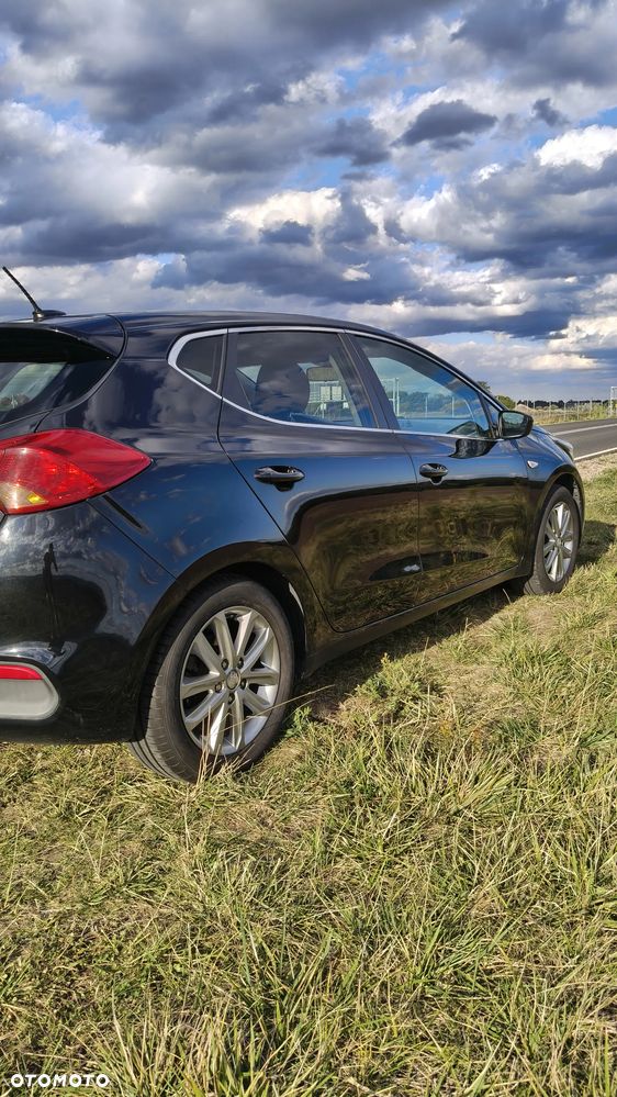 Kia Ceed 1.6 GDI L - 10