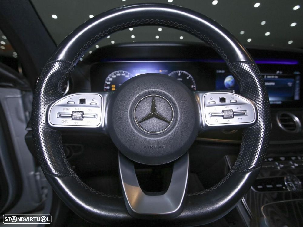Mercedes-Benz E 300 de AMG Line - 16