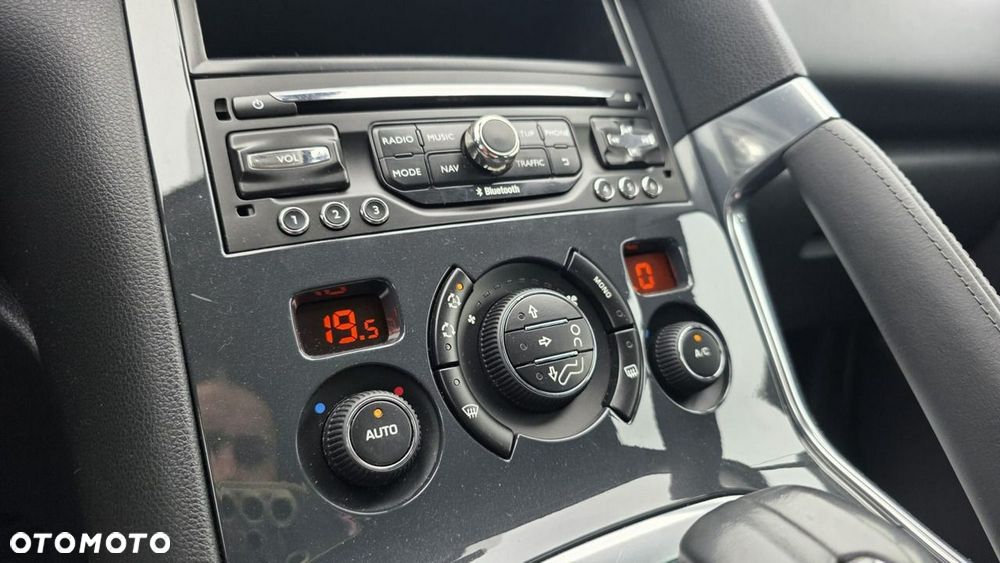 Peugeot 3008 - 12