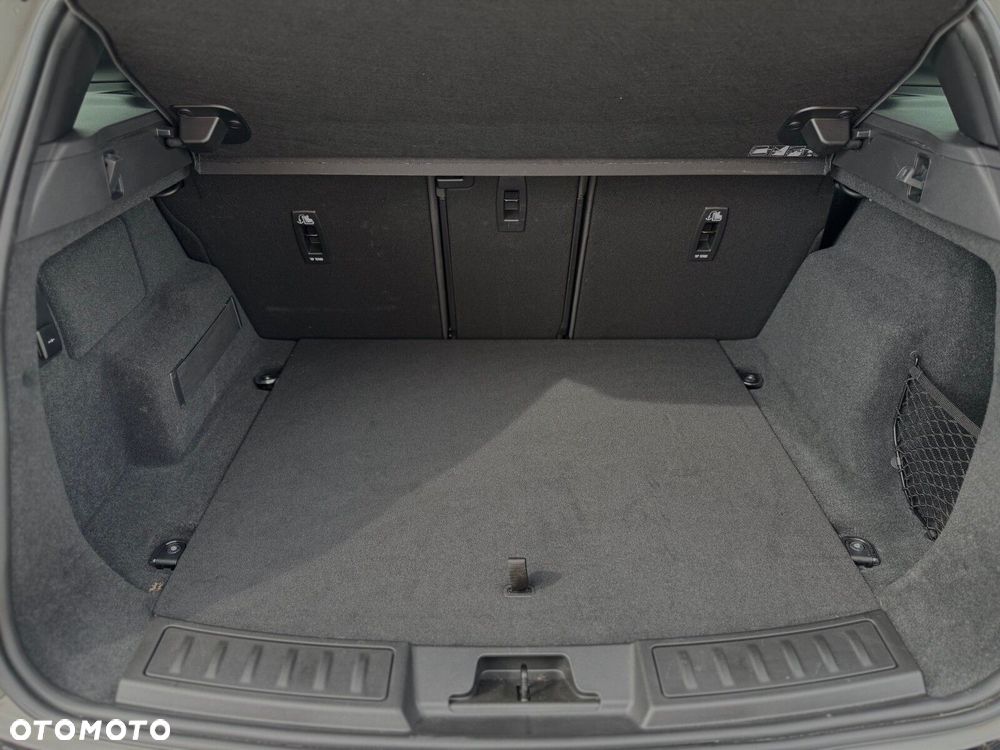 Land Rover Range Rover Evoque - 26