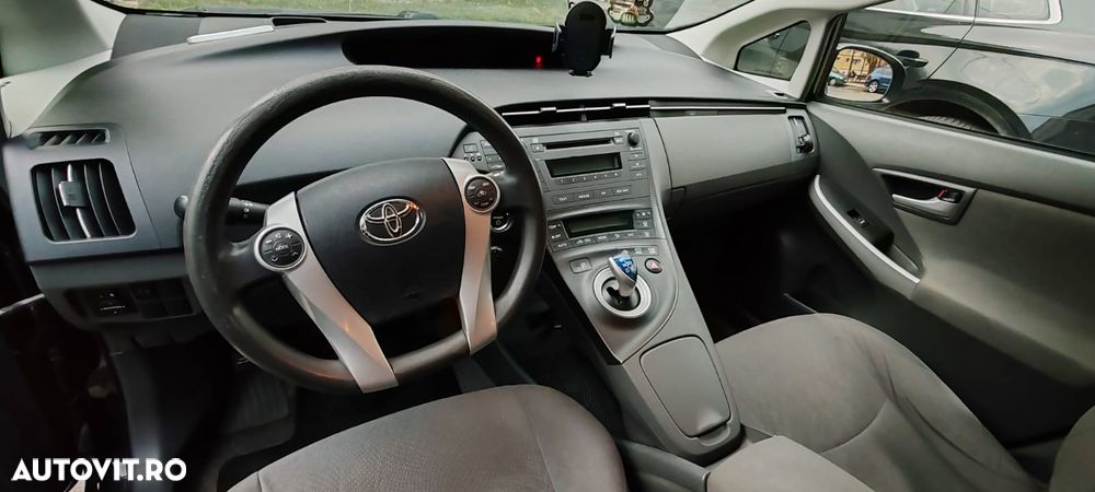 Toyota Prius - 6