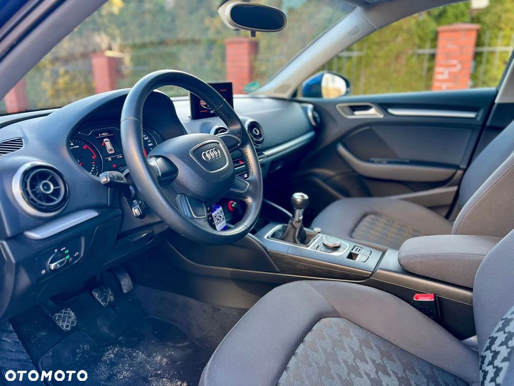 Audi A3 Sportback - 4