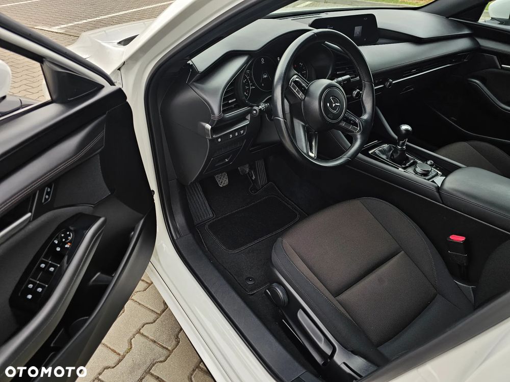 Mazda 3 2.0 mHEV 100th Anniversary - 8