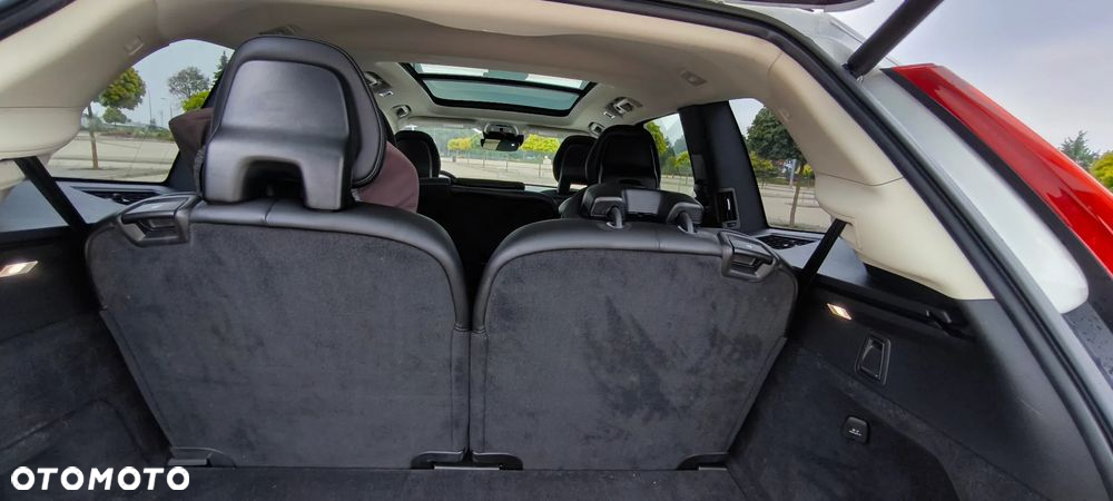 Volvo XC 90 T5 AWD Geartronic Inscription - 12