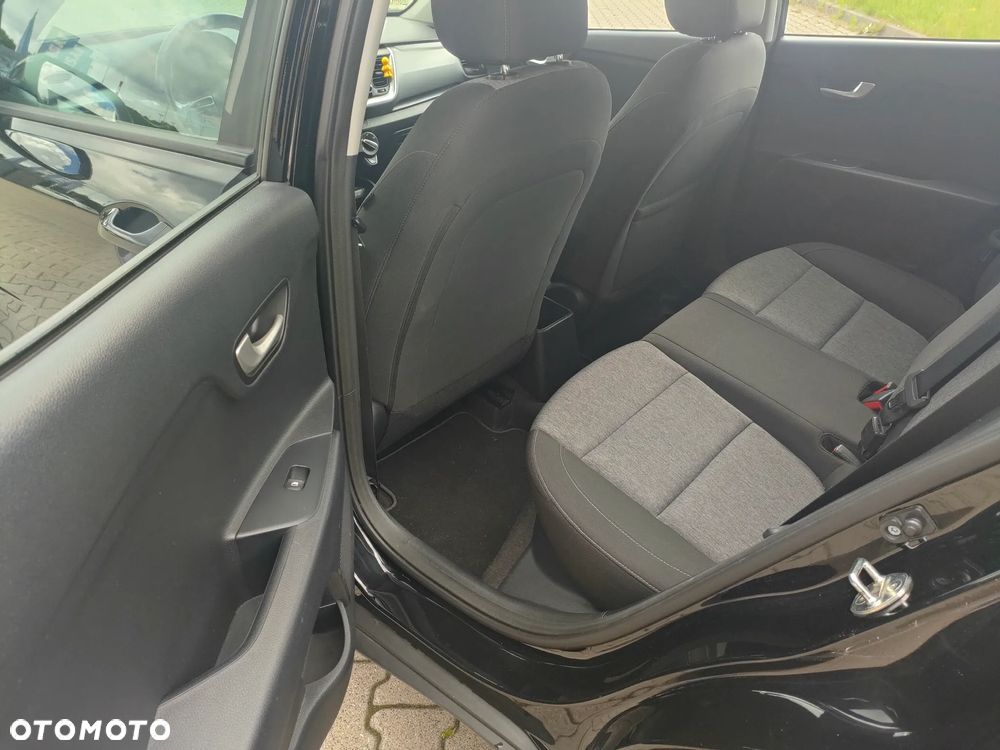 Kia Stonic 1.2 L - 12
