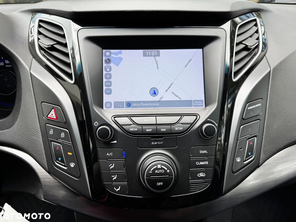 Hyundai i40 Kombi blue 1.6 CRDi DCT Space - 26