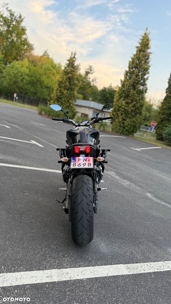 Yamaha MT - 4
