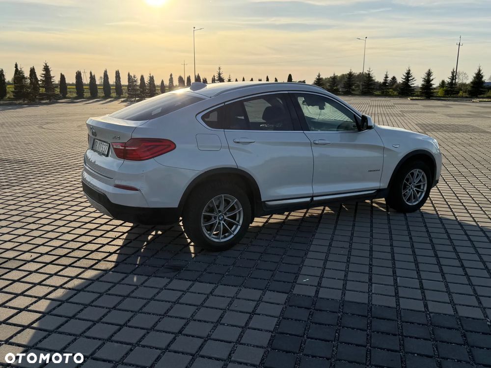 BMW X4 xDrive20d xLine - 4