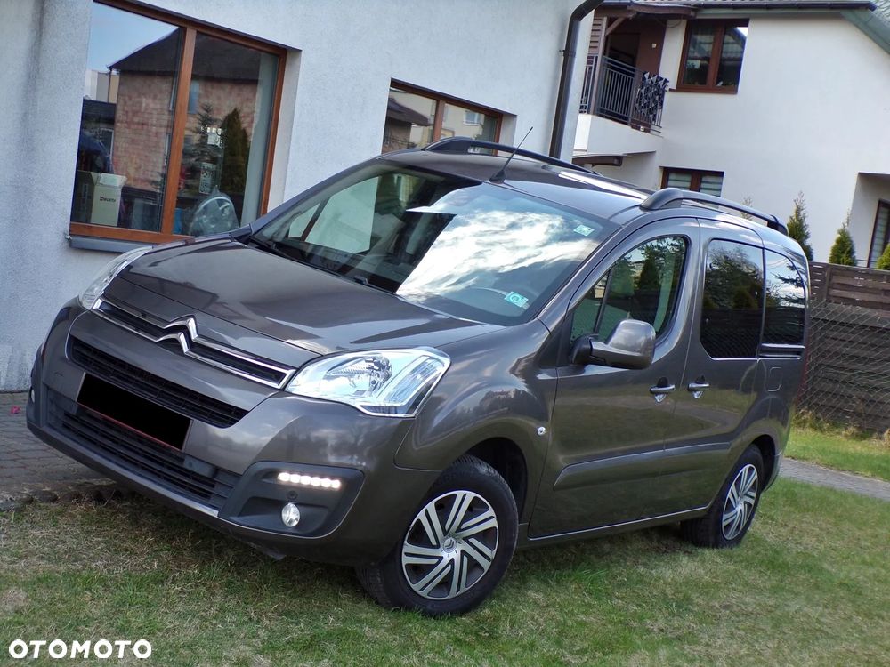 Citroën Berlingo Multispace PureTech 110 SHINE - 11