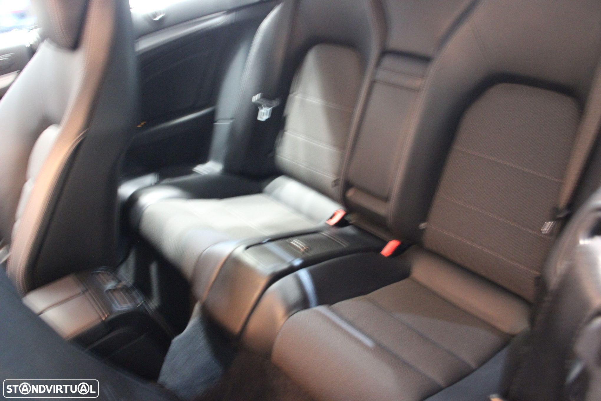 Mercedes-Benz E 220 CDi Avantgarde BE Auto - 10