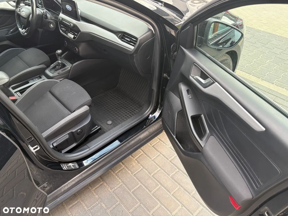 Ford Focus 1.5 EcoBlue Connected - 13