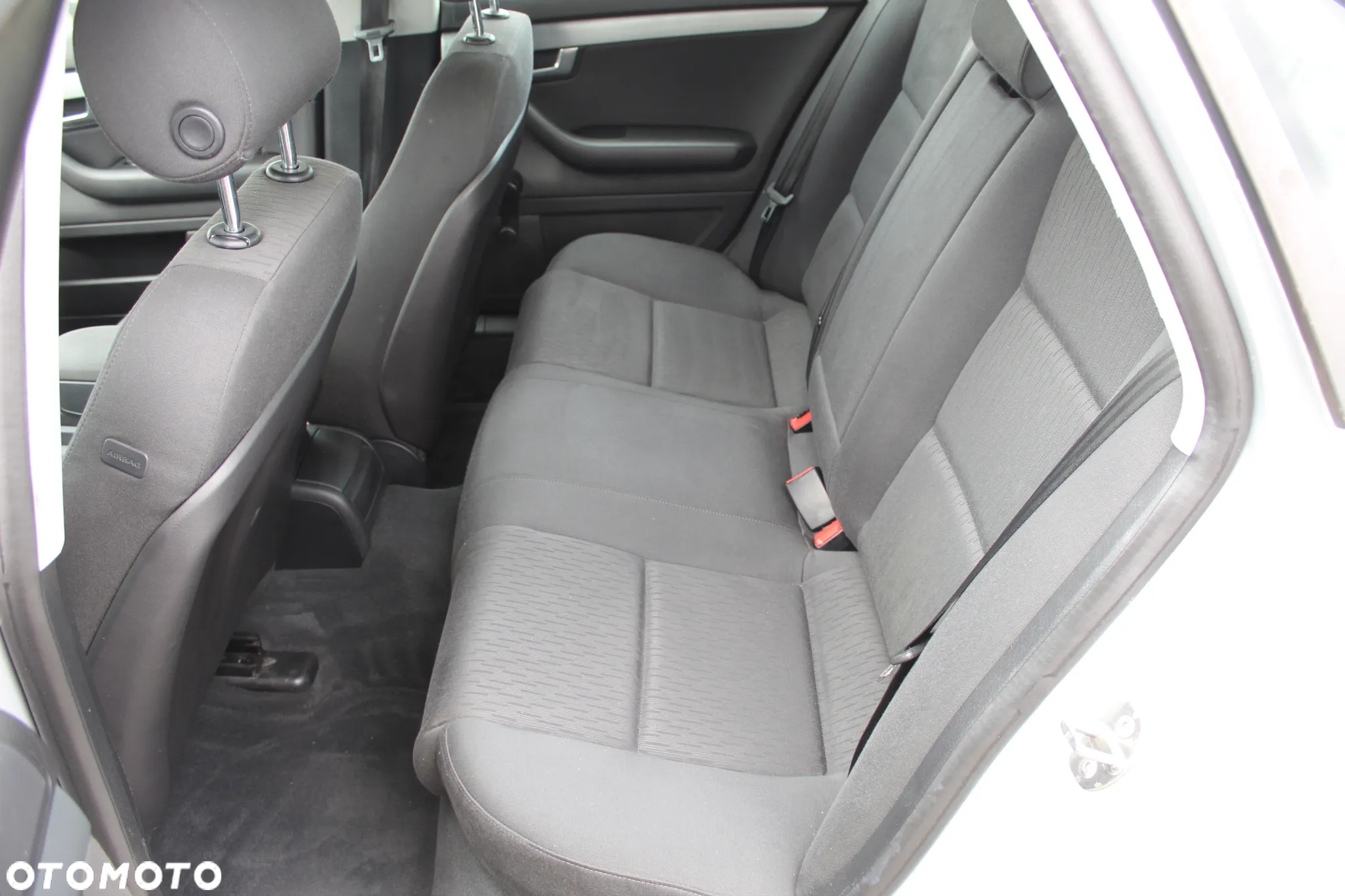 Audi A4 1.6 - 20