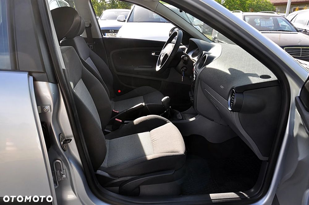 Seat Ibiza 1.4 16V Comfort Edition - 19