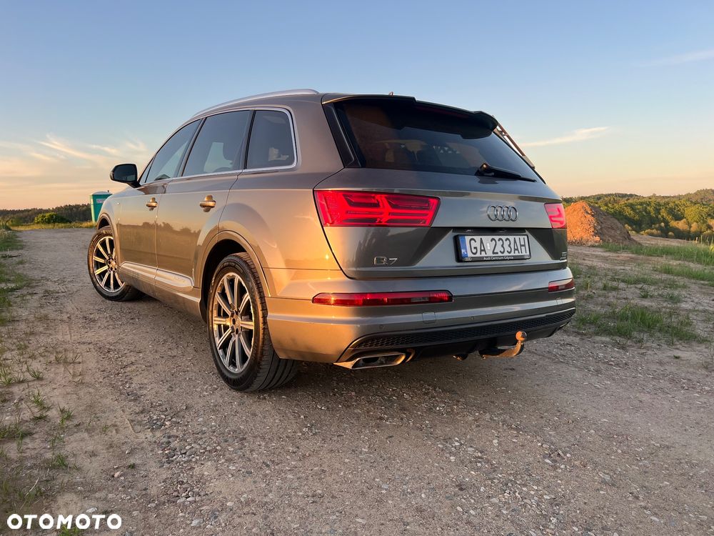 Audi Q7 3.0 TDI ultra Quattro Tiptronic - 6