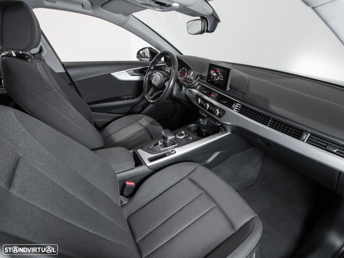 Audi A4 Avant - 11