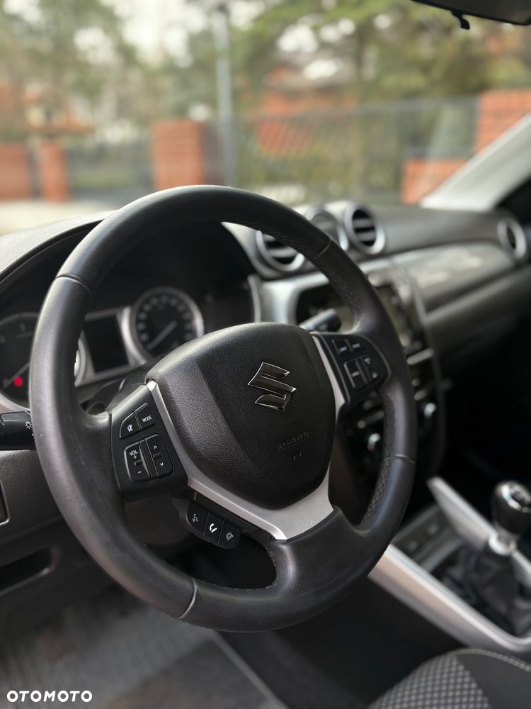 Suzuki Vitara - 15